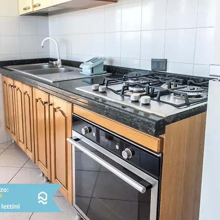 Se003 - Senigallia, Bilocale Sul Mare Con